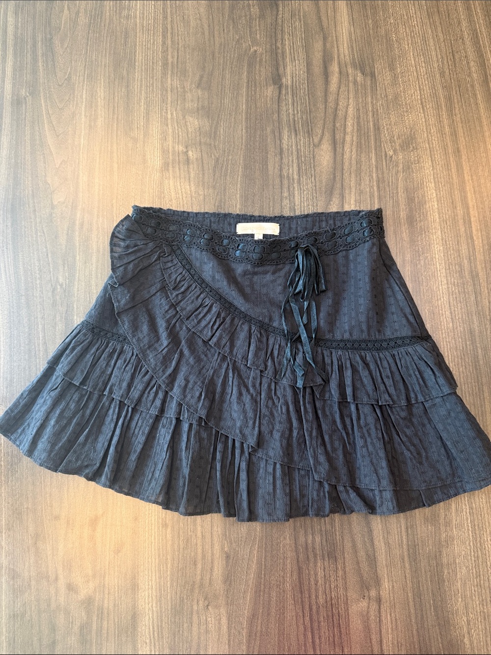 Title:
LoveShackFancy Black Ruffle Tiered Mini Skirt Size 6